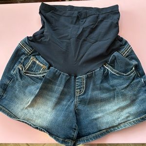 Maternity blue jean shorts